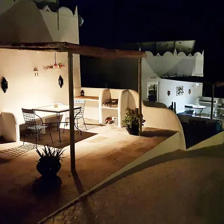Poniente Apartment *